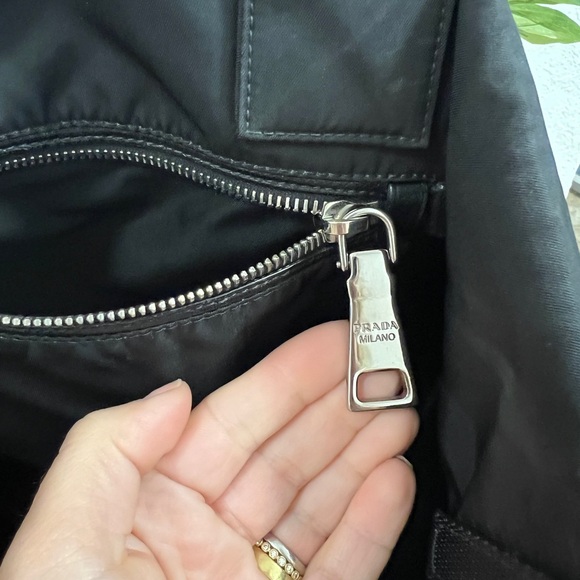 [SOLD] Prada Reversible Black and Brown Leopard Print Women's 2-Way bag - Picture 6 of 10